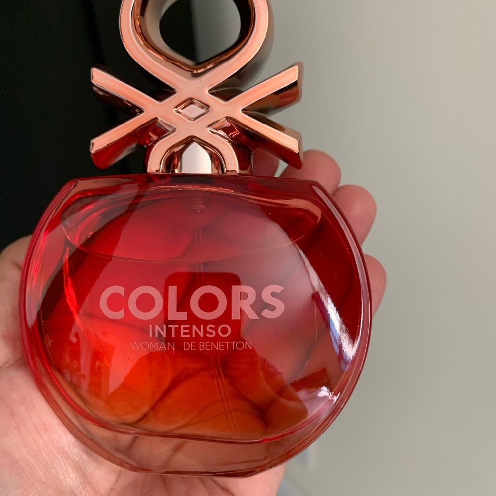 United Colors of Benetton Intenso Red Perfume - Picture 5 of 6